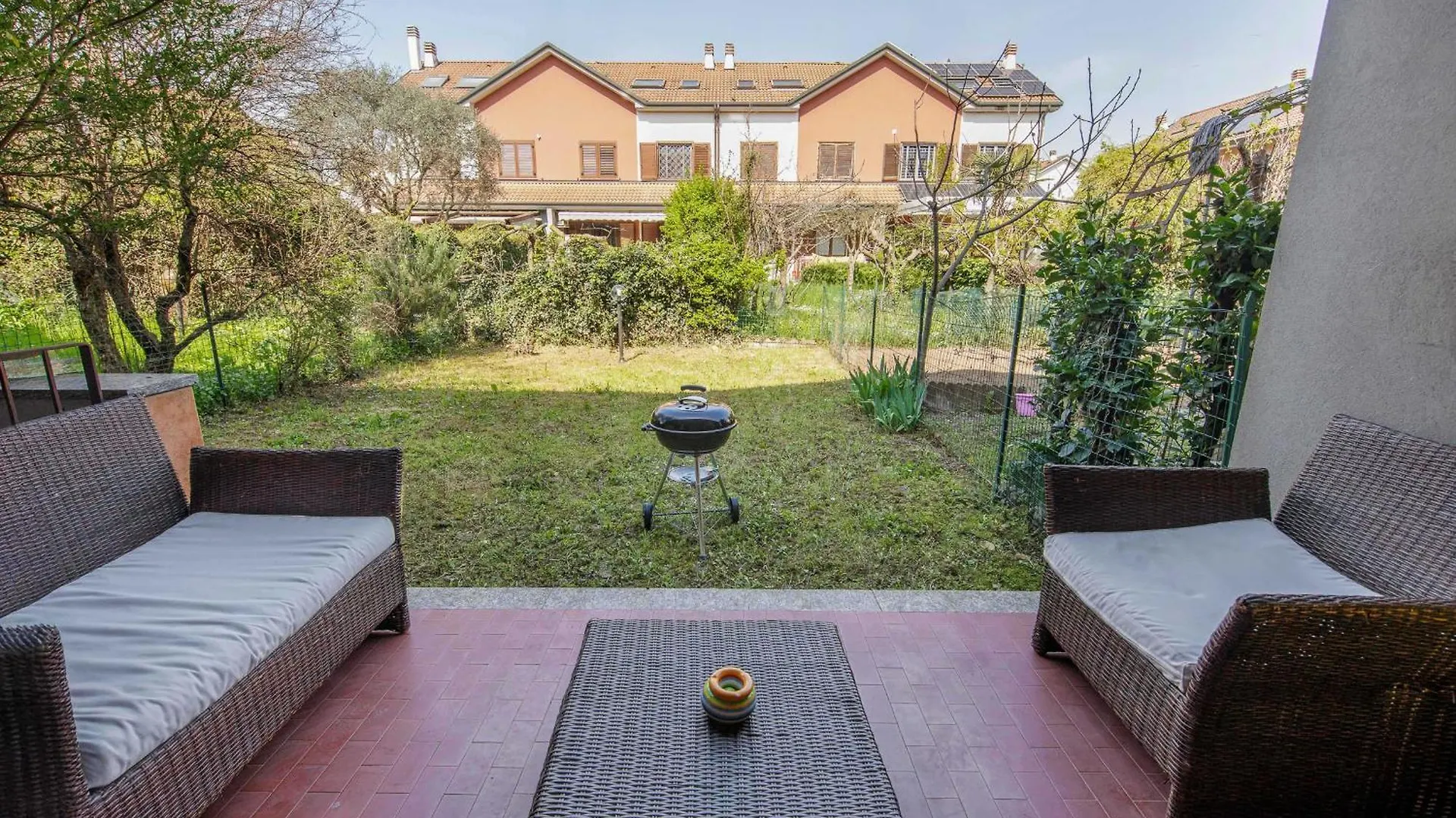 Villa - Free Parking - Garden - Quiet Segrate