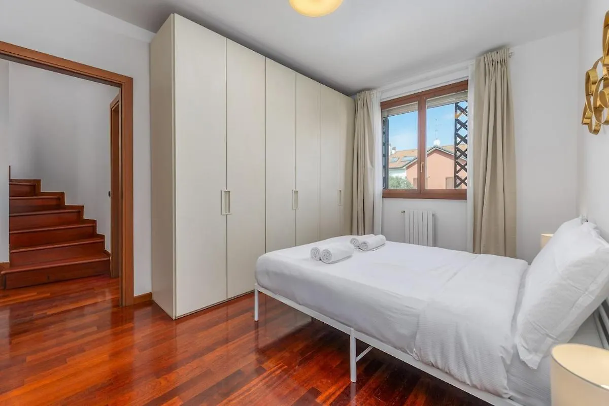Villa - Free Parking - Garden - Quiet Segrate